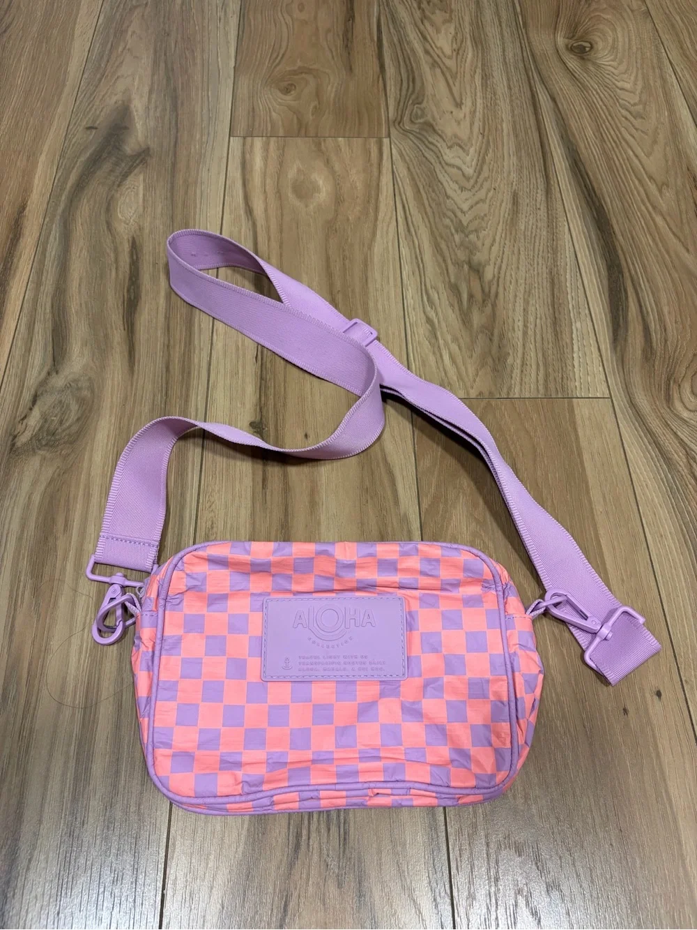 ALOHA Collection Limited Edition Le Tour Crossbody Bag - Picture 1 of 4